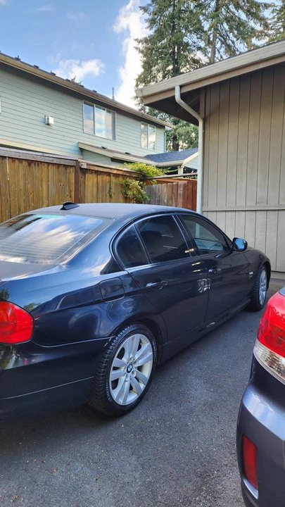 2011 BMW E90 335i Sedan - Image 16 of 17