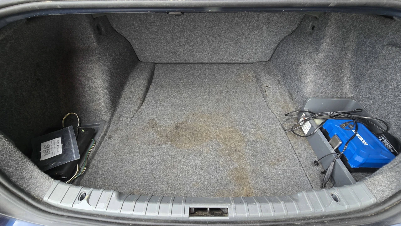 2011 BMW E90 335i Sedan - Image 10 of 11