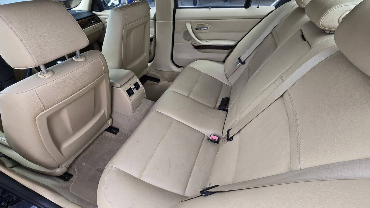 2011 BMW E90 335i Sedan - Image 8 of 11
