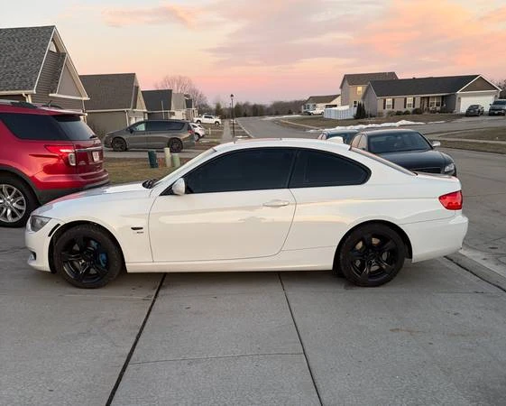 2011 BMW E90 335i Sedan - Image 2 of 9