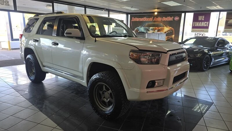2011 Toyota 4Runner 5th Gen - Image 4 of 4