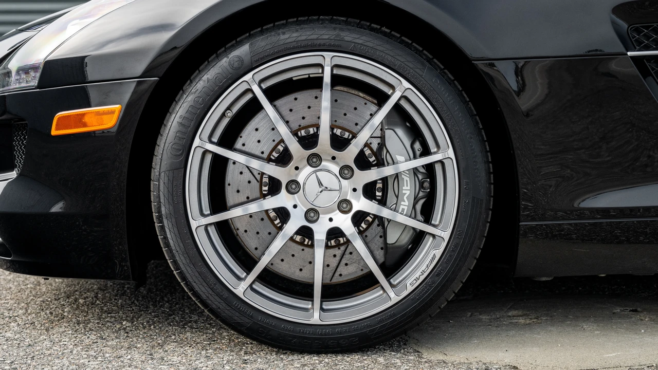 2011 Mercedes-Benz C197 SLS AMG - Image 30 of 31