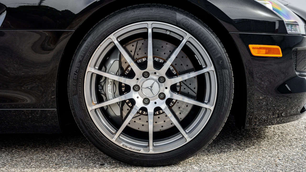 2011 Mercedes-Benz C197 SLS AMG - Image 31 of 31