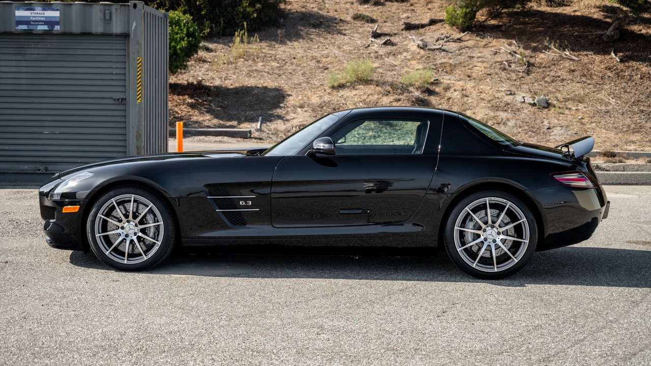 2011 Mercedes-Benz C197 SLS AMG - Image 8 of 31