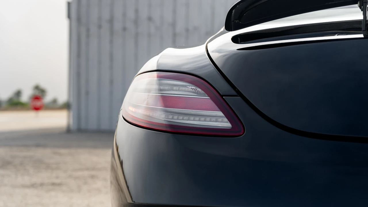 2011 Mercedes-Benz C197 SLS AMG - Image 14 of 31