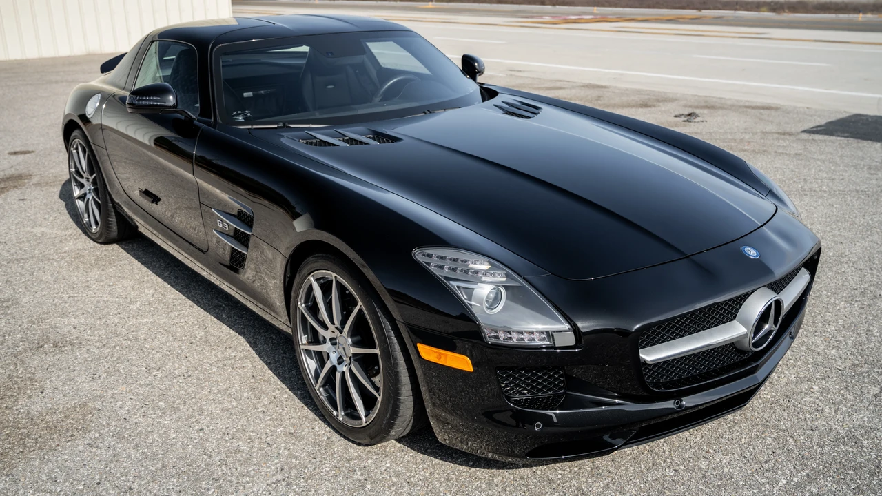 2011 Mercedes-Benz C197 SLS AMG - Image 9 of 31