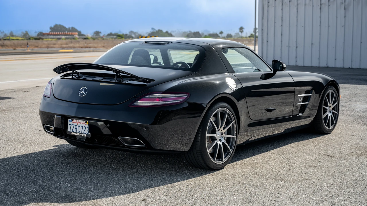 2011 Mercedes-Benz C197 SLS AMG - Image 5 of 31
