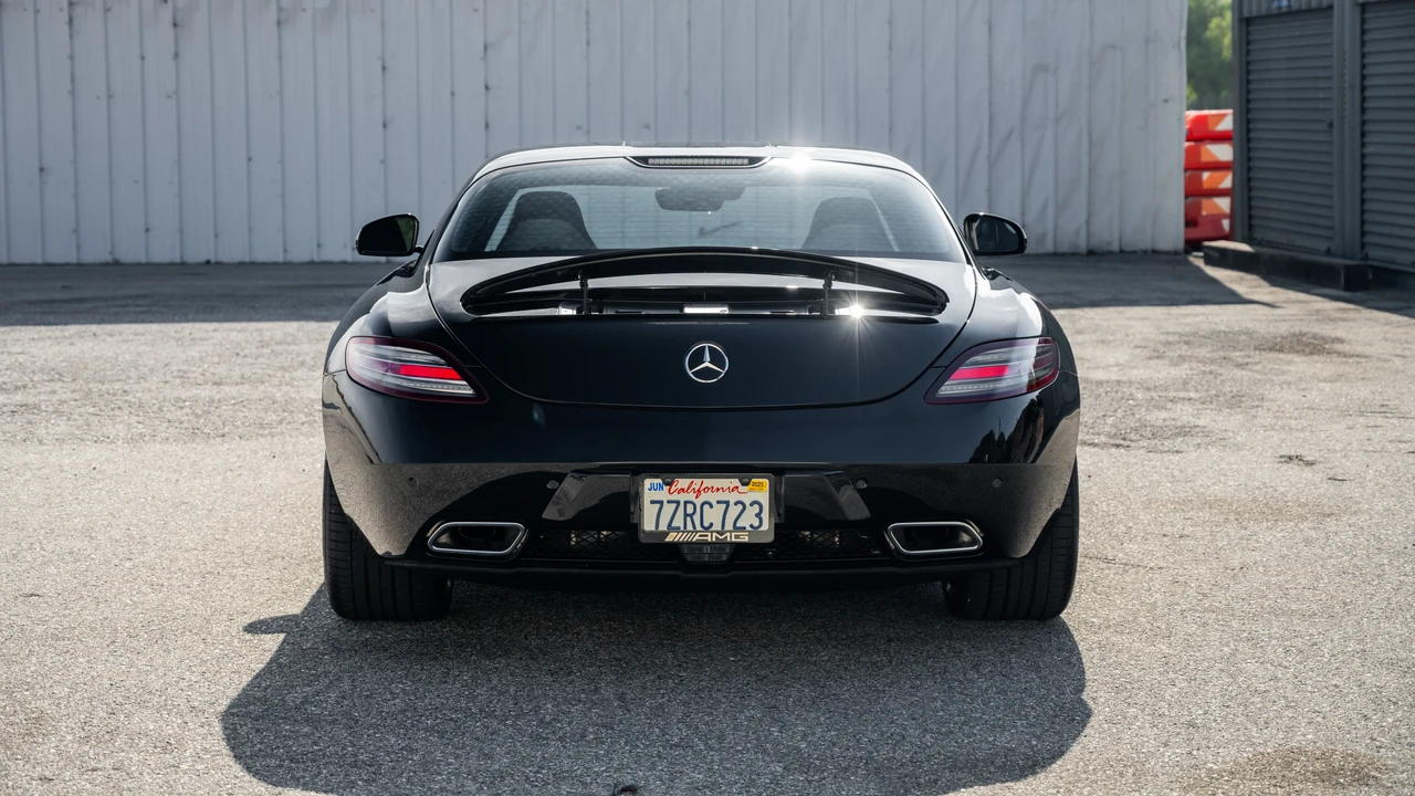 2011 Mercedes-Benz C197 SLS AMG - Image 6 of 31
