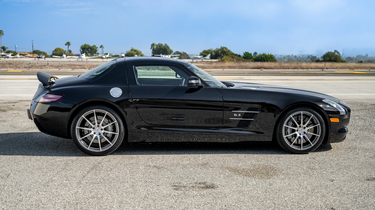 2011 Mercedes-Benz C197 SLS AMG - Image 4 of 31