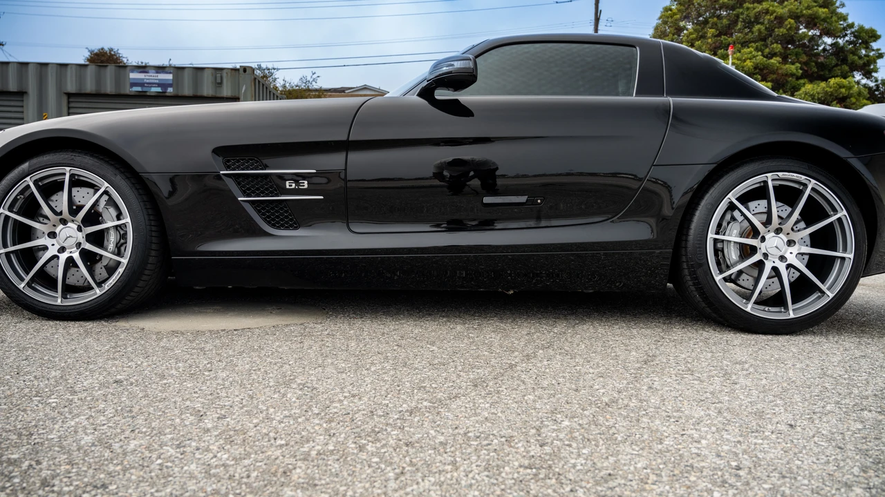 2011 Mercedes-Benz C197 SLS AMG - Image 16 of 31