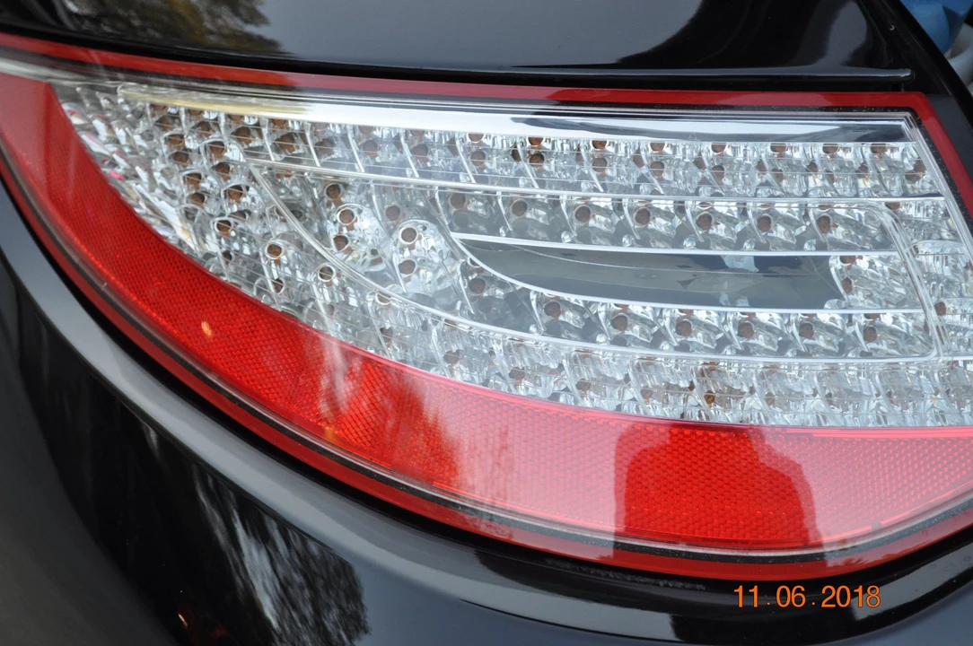 2011 Porsche 997 Turbo S - Image 6 of 10