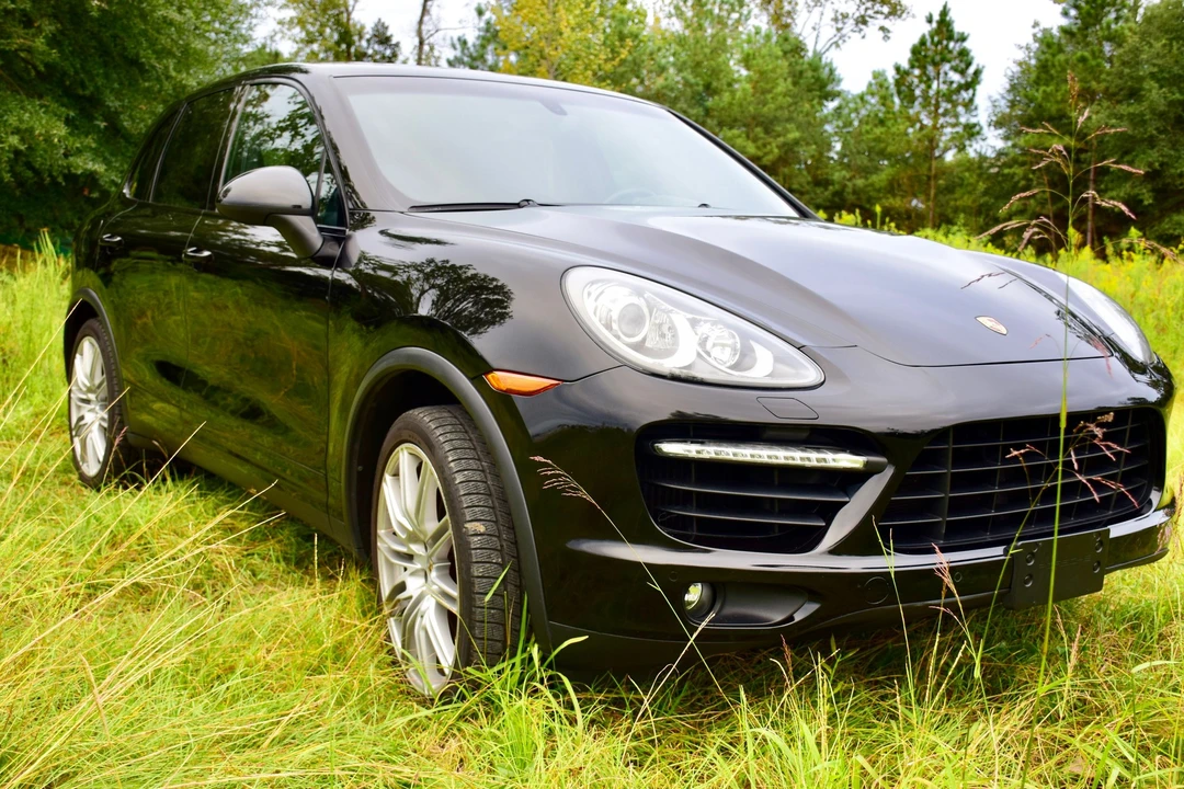 2011 Porsche 958 Cayenne Turbo - Image 4 of 15