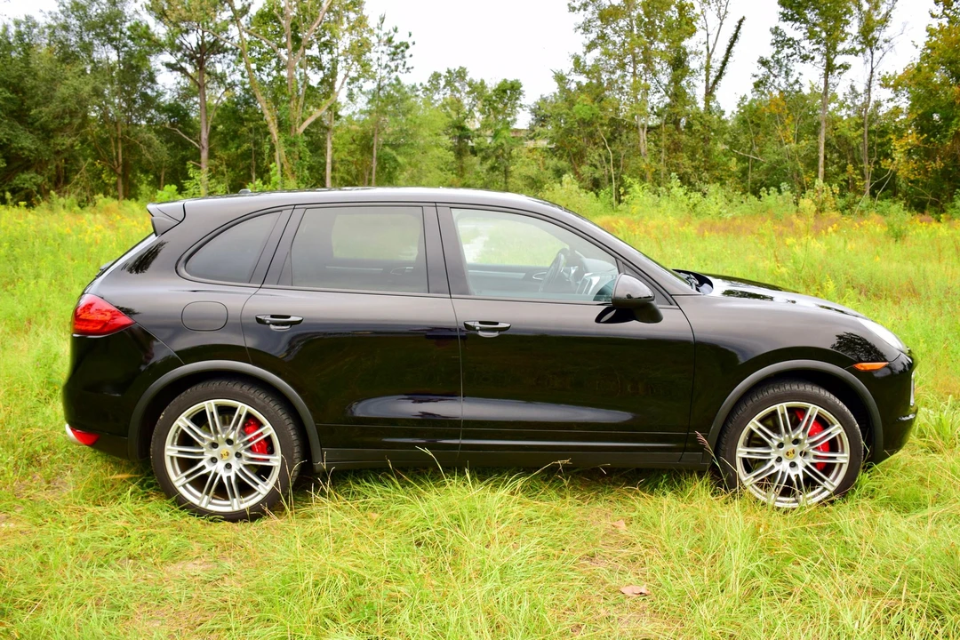 2011 Porsche 958 Cayenne Turbo - Image 5 of 15