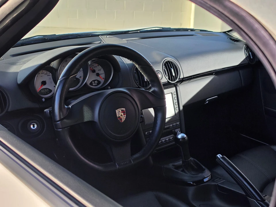 2011 Porsche 987 Boxster S - Image 17 of 31