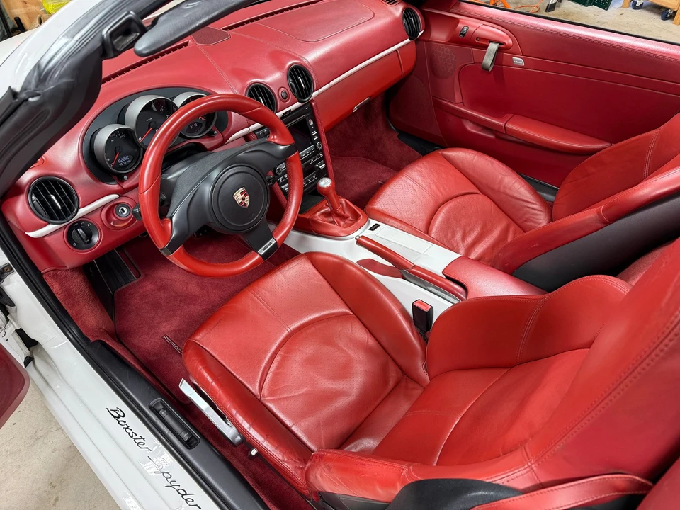 2011 Porsche 987 Boxster Spyder - Image 27 of 31