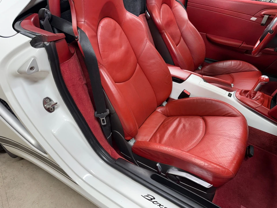 2011 Porsche 987 Boxster Spyder - Image 28 of 31