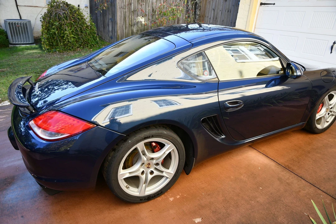 2011 Porsche 987 Cayman S - Image 2 of 18