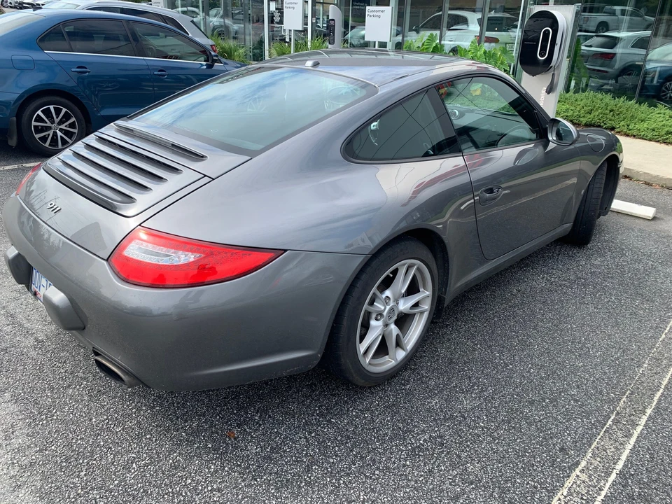 2011 Porsche 997 Carrera - Image 2 of 4