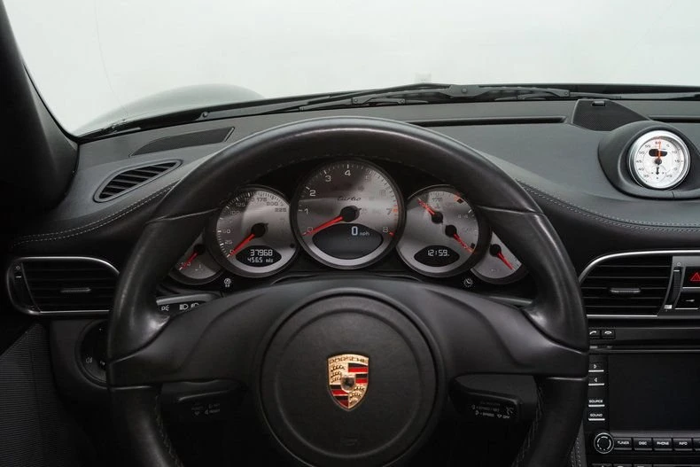 2011 Porsche 997 Turbo - Image 8 of 11