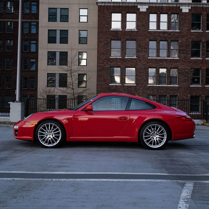 2011 Porsche 997 Carrera - Image 9 of 31