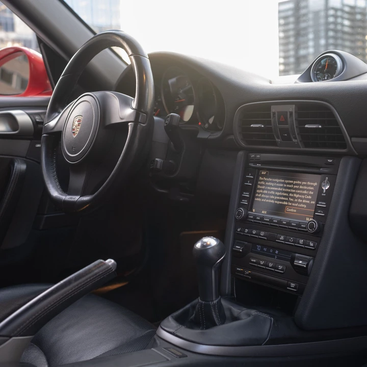 2011 Porsche 997 Carrera - Image 28 of 31