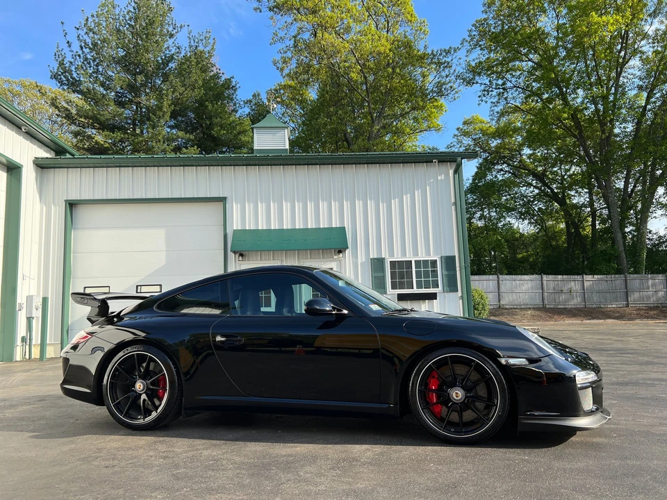 2011 Porsche 997 GT3 - Image 3 of 11