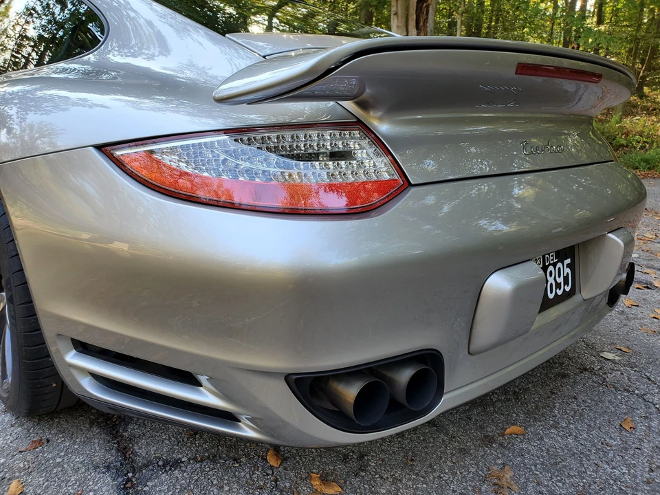 2011 Porsche 997 Turbo - Image 14 of 31