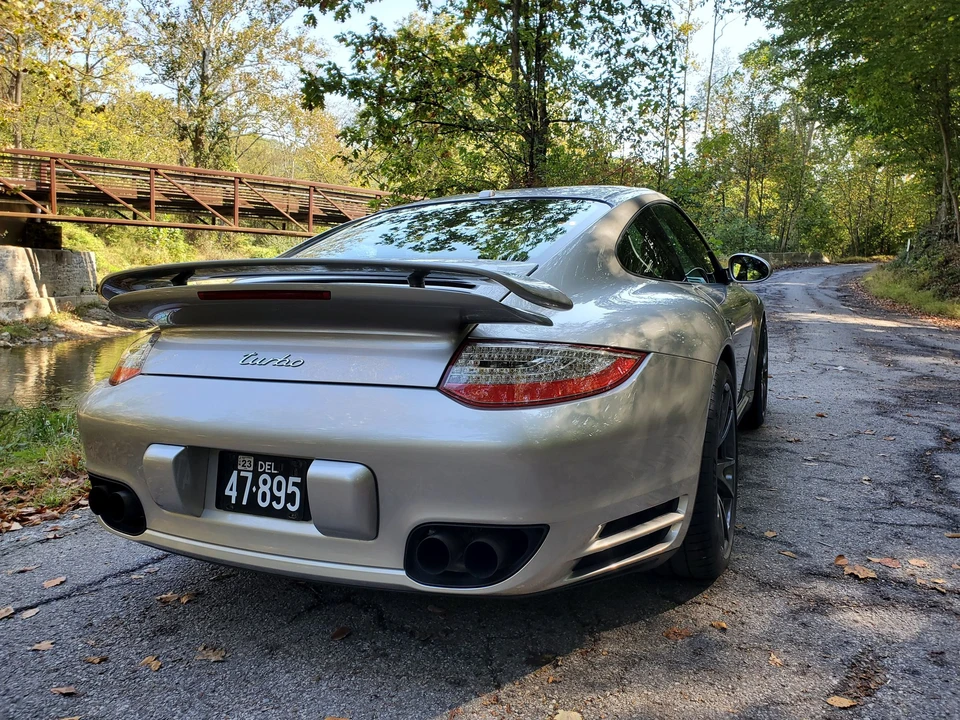2011 Porsche 997 Turbo - Image 8 of 31