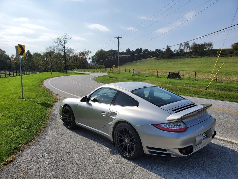 2011 Porsche 997 Turbo - Image 5 of 31