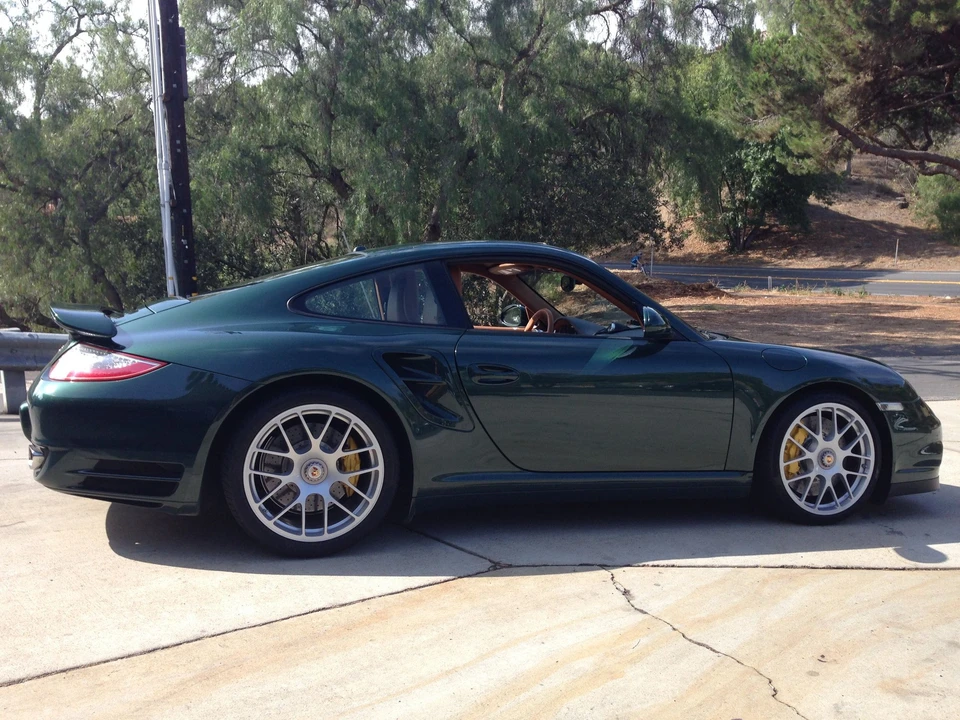 2011 Porsche 997 Turbo S - Image 9 of 28