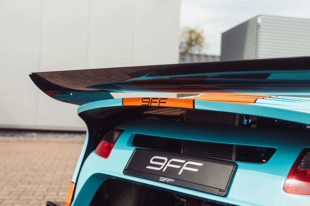 2011 Porsche 911 - Image 16 of 31