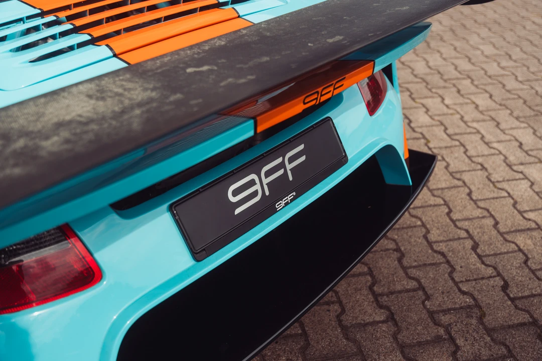 2011 Porsche 911 - Image 17 of 31
