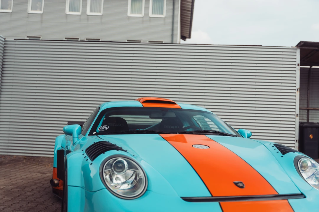 2011 Porsche 911 - Image 26 of 31