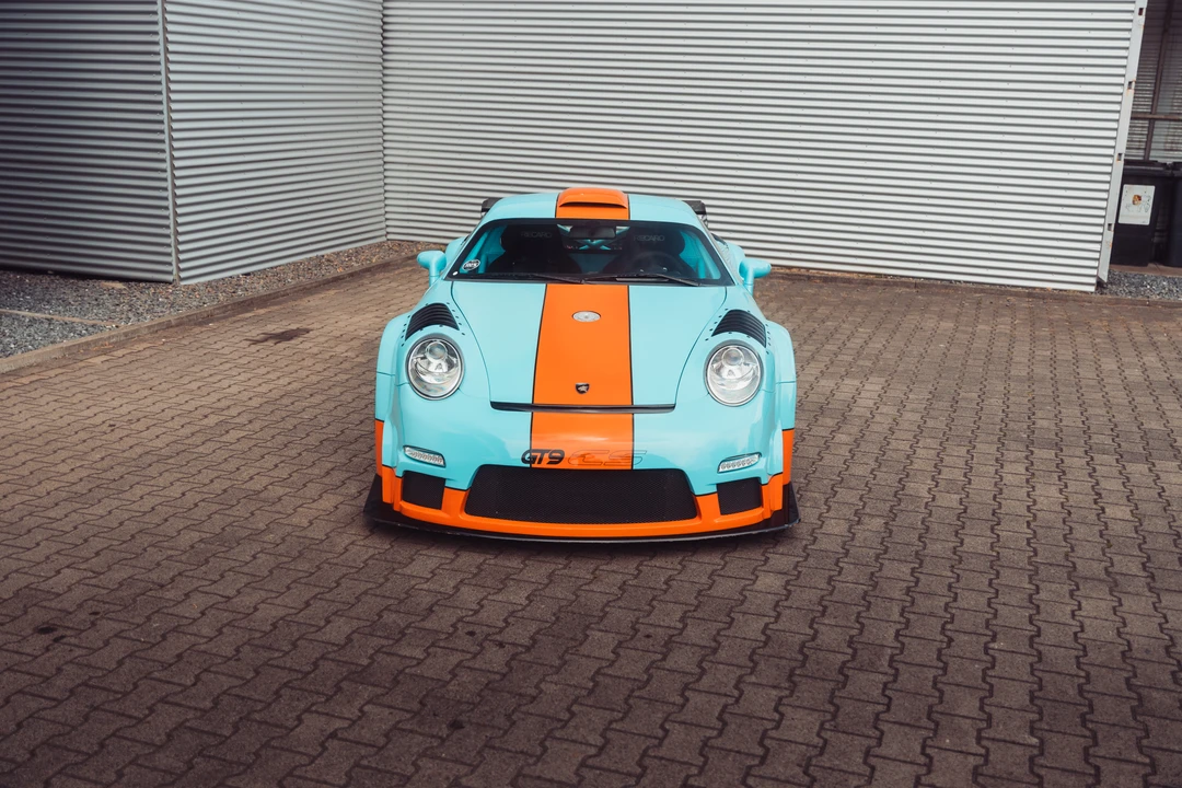 2011 Porsche 911 - Image 2 of 31