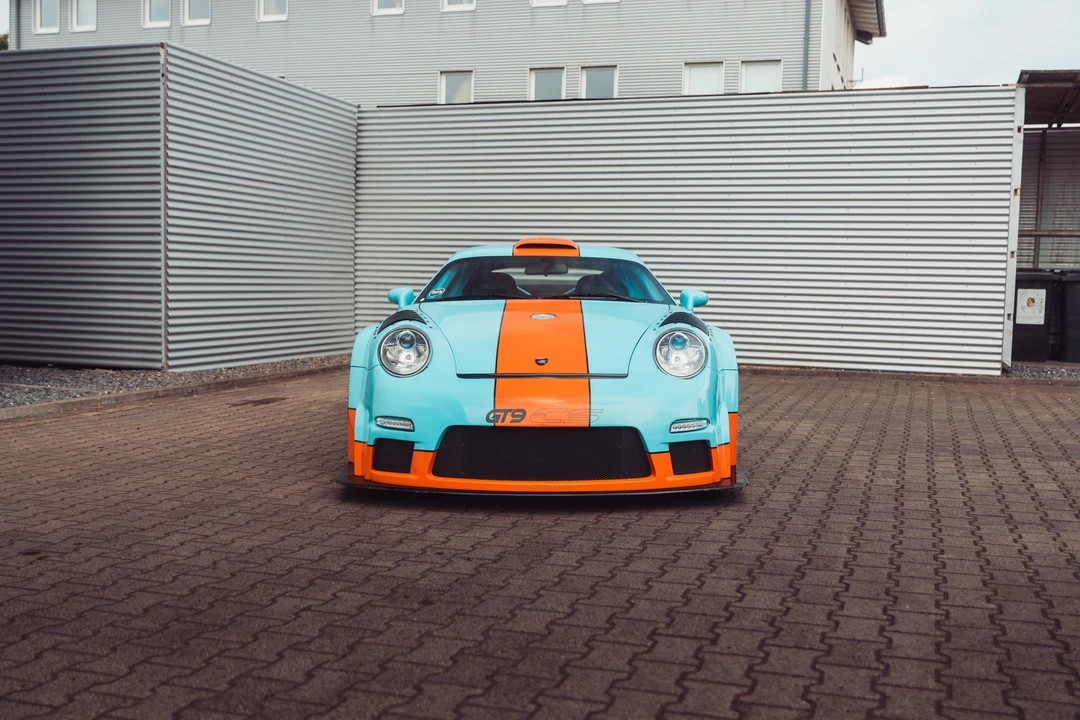 2011 Porsche 911 - Image 8 of 31