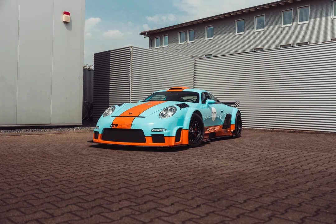 2011 Porsche 911 - Image 9 of 31