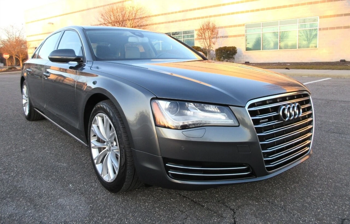 2011 Audi D4 A8 - Image 2 of 21
