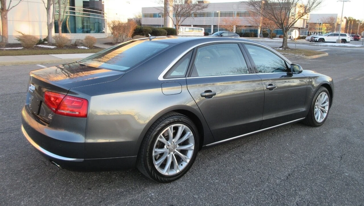 2011 Audi D4 A8 - Image 8 of 21