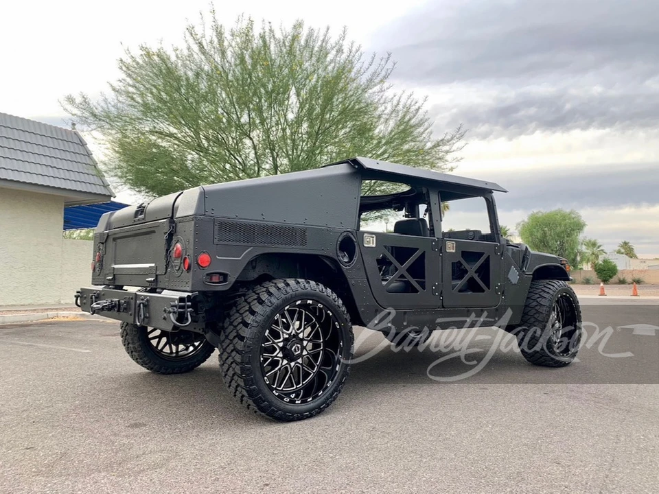 2011 AM General Hummer - Image 2 of 12