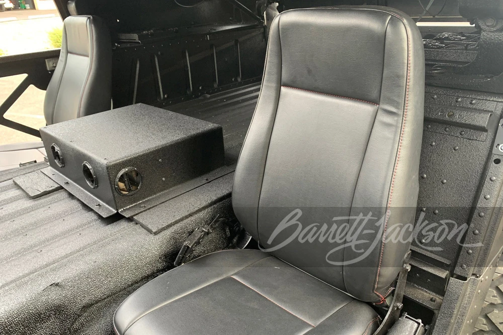 2011 AM General Hummer - Image 8 of 19