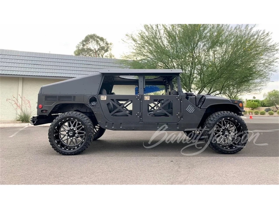 2011 AM General Hummer - Image 4 of 4