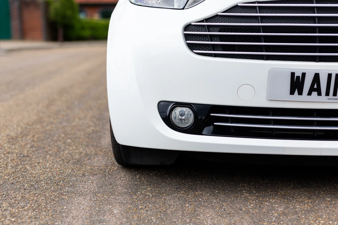 2011 Aston Martin - Image 6 of 31