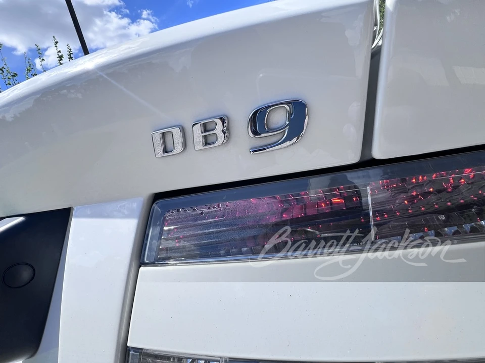 2011 Aston Martin DB9 - Image 7 of 10