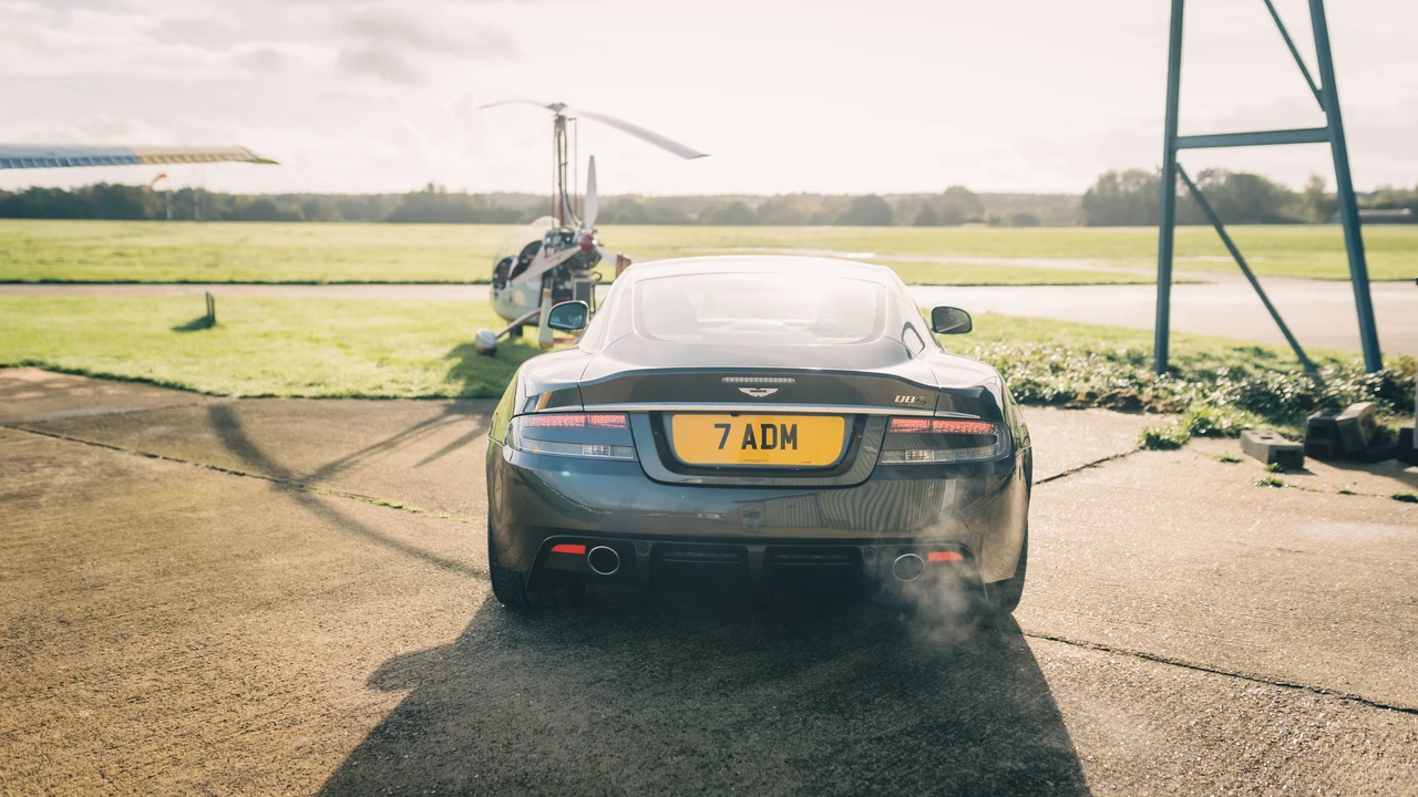 2011 Aston Martin DBS (2008-2012) - Image 11 of 31