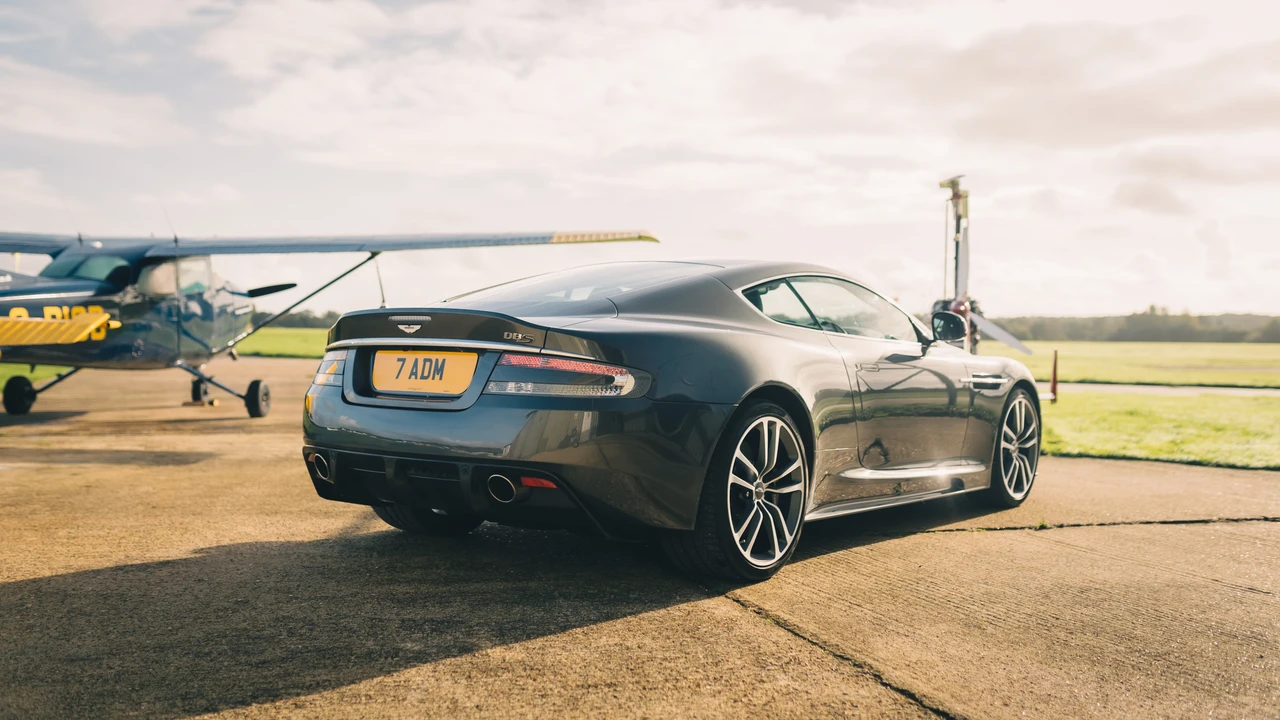 2011 Aston Martin DBS (2008-2012) - Image 6 of 31