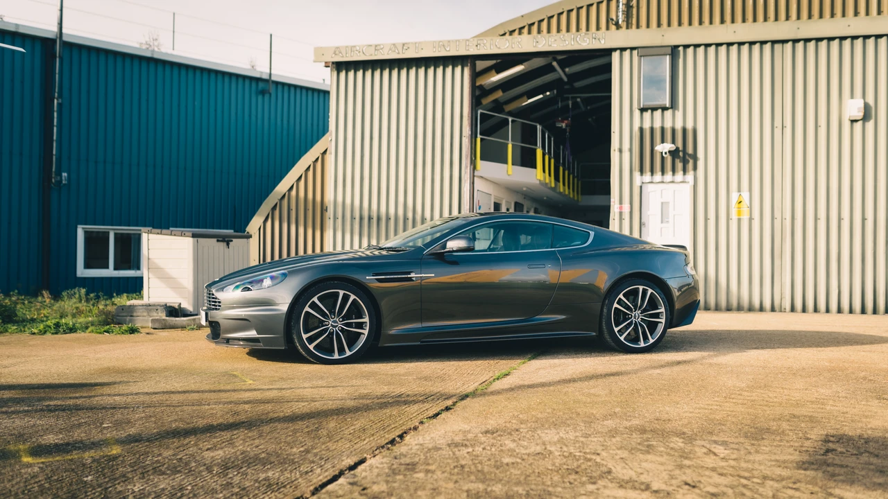 2011 Aston Martin DBS (2008-2012) - Image 9 of 31