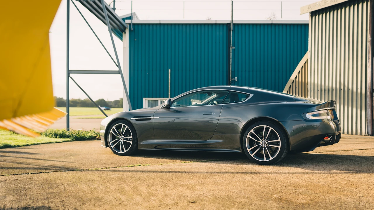2011 Aston Martin DBS (2008-2012) - Image 14 of 31