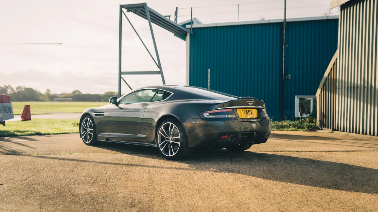 2011 Aston Martin DBS (2008-2012) - Image 8 of 31