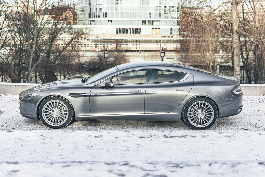 2011 Aston Martin Rapide - Image 5 of 31