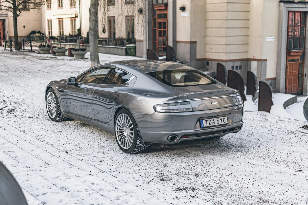 2011 Aston Martin Rapide - Image 6 of 31
